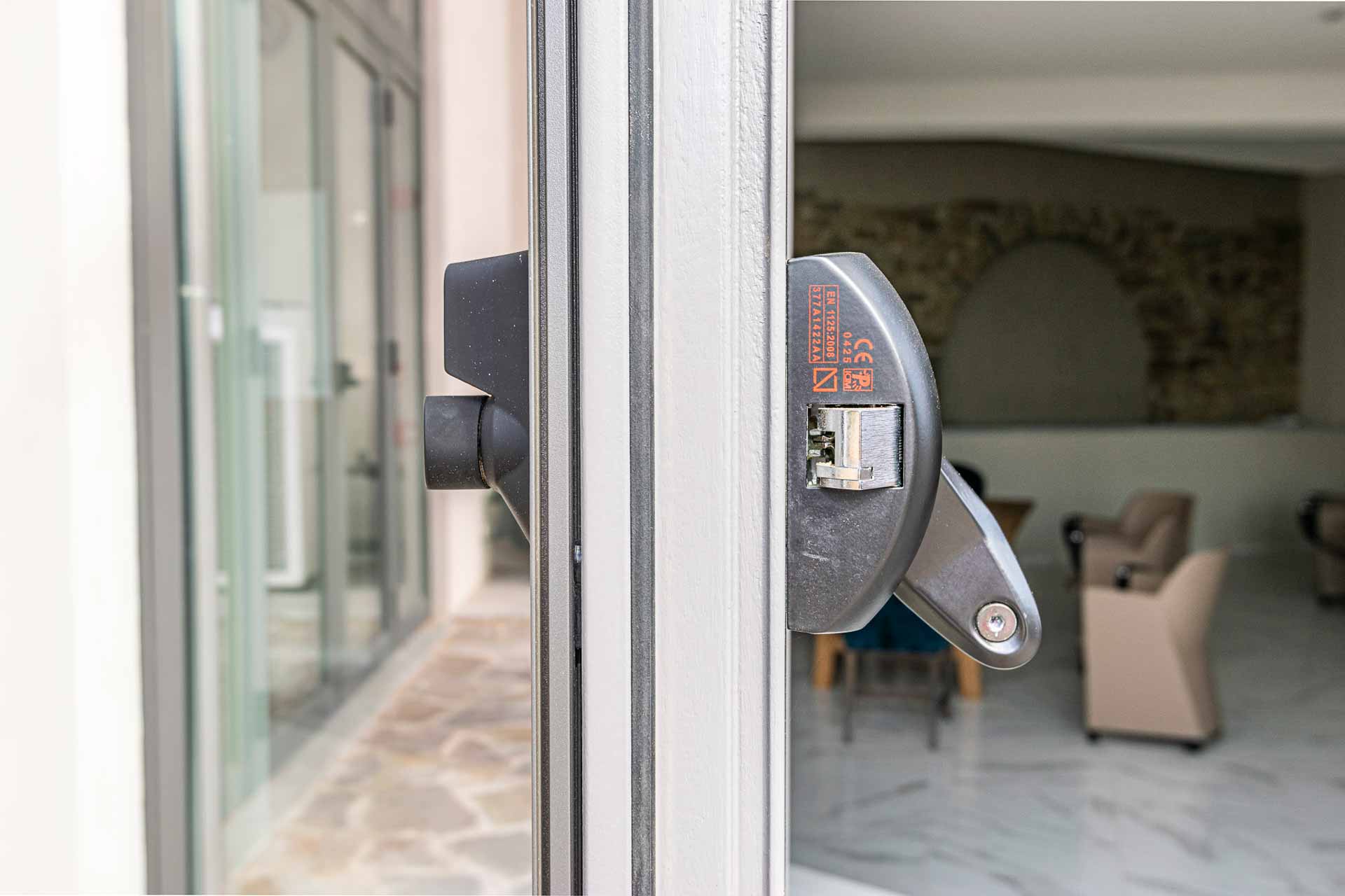 B&B Infissi - Montesolaio - Campiglia Marittima